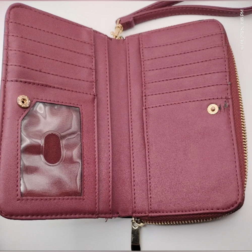 A New Day Elegant Floral Women's Wristlet 🎁 - Picture 3 of 5